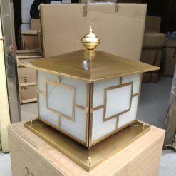 Đèn Trụ cổng đồng Queenled 02