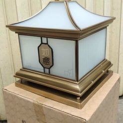 Đèn trụ cổng đồng Queenled 03